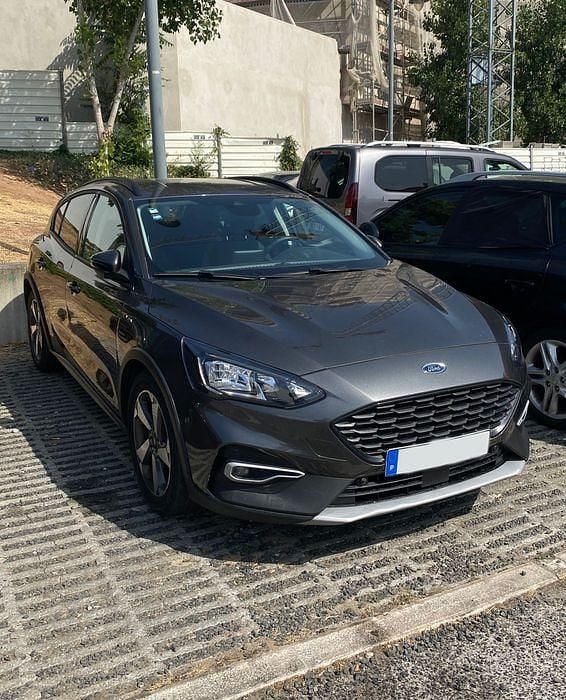 Usado 2020 Ford Focus Active Sedan | € 18.500 (Caro) - Imagem 1/4