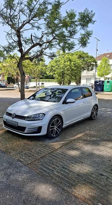 Branco Usado 2015 VW Golf VII GTD | € 11.650 (Super Preço) - Imagem 1/4