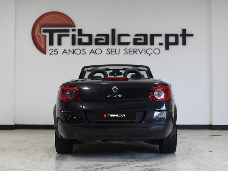 Usado Renault Mégane III 105 HP (77 kW) 2008 Preto