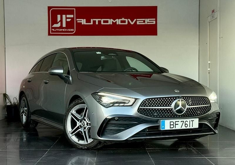 Cinza Usado 2023 Mercedes CLA180 Shooting Brake AMG line Carrinha | € 41.900 (Preço justo) - Imagem 1/4