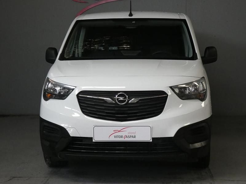 Branco Usado 2022 Opel Combo Monovolume | € 15.990 (Preço justo) - Imagem 1/4