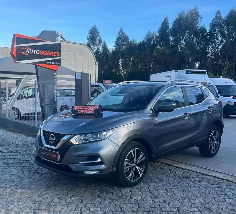 Cinza Usado 2020 Nissan Qashqai SUV | € 22.000 (Preço elevado) - Imagem 1/4