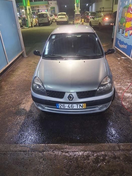 Usado 2002 Renault Clio II Sedan | € 1.200 (Super Preço) - Imagem 1/4