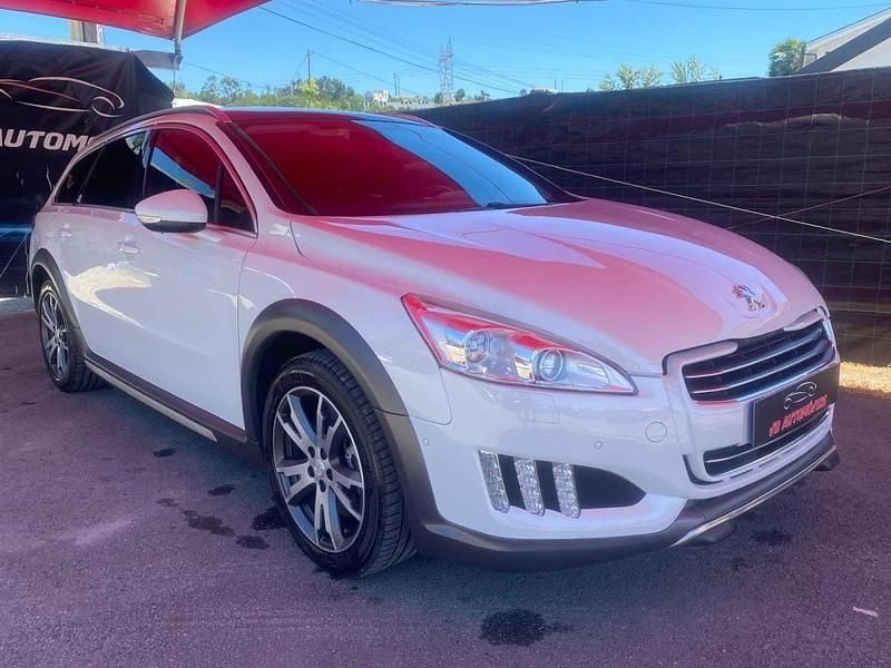 Branco Usado 2014 Peugeot 508 RXH | € 12.990 (Preço justo) - Imagem 1/4