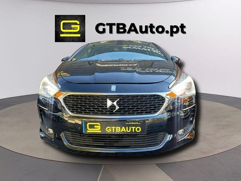 Preto Usado 2015 DS Automobiles DS5 Business Class Citadino | € 16.900 (Caro) - Imagem 1/4