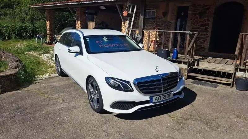 Branco Usado 2018 Mercedes E300 Exclusive Carrinha | € 29.990 (Preço justo) - Imagem 1/4