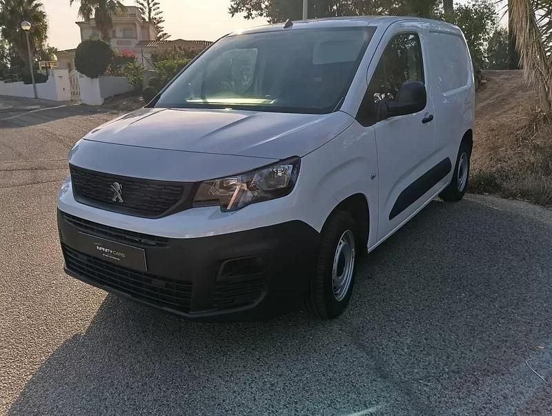 Branco Usado 2021 Peugeot Partner Monovolume | € 11.699 (Super Preço) - Imagem 1/4