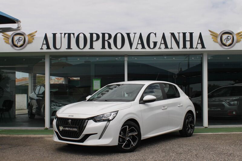 Branco Usado 2021 Peugeot 208 Active Citadino | € 14.900 (Caro) - Imagem 1/4