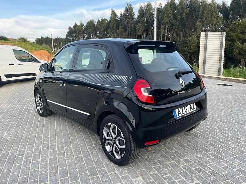 Usado Renault Twingo SE 75 HP (55 kW) 2020 Preto Citadino