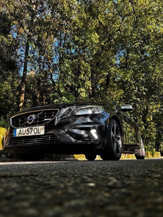 Usado 2013 Volvo V40 R-Design Sedan | € 10.500 (Preço justo) - Imagem 1/4