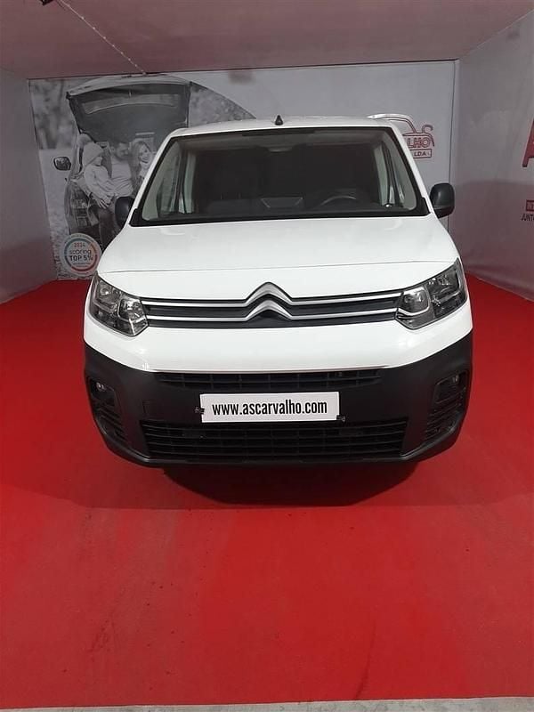 Branco Usado 2020 Citroën Berlingo Monovolume | € 12.900 (Preço justo) - Imagem 1/4