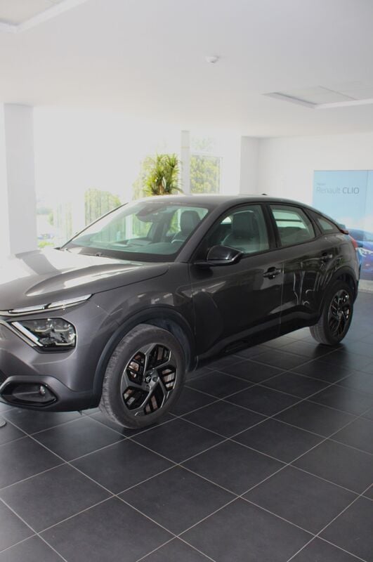 Cinzento Usado 2024 Citroën C4 PureTech | € 21.690 (Preço justo) - Imagem 1/4