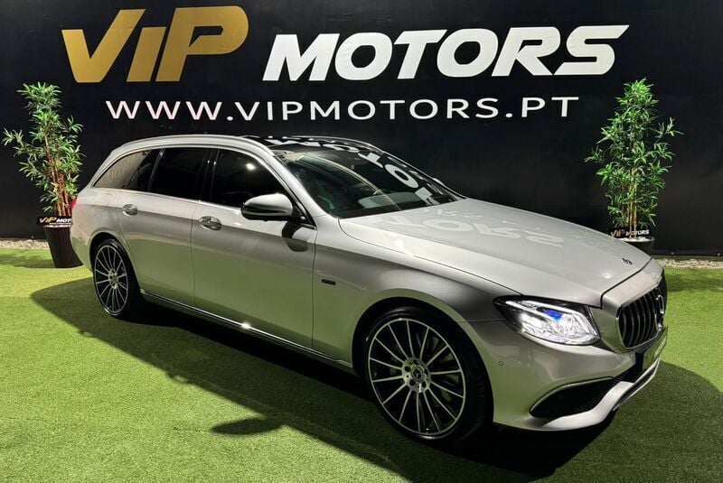 Cinza Usado 2019 Mercedes E300 Avantgarde Carrinha | € 33.900 (Preço justo) - Imagem 1/4