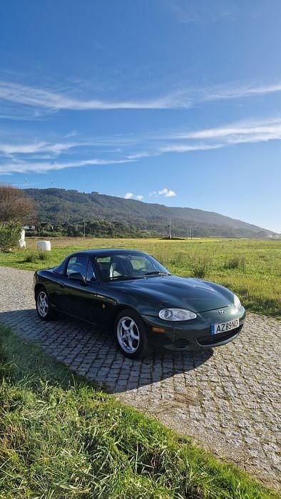 Usado Mazda MX5 110 HP (80 kW) 2003 Cabrios