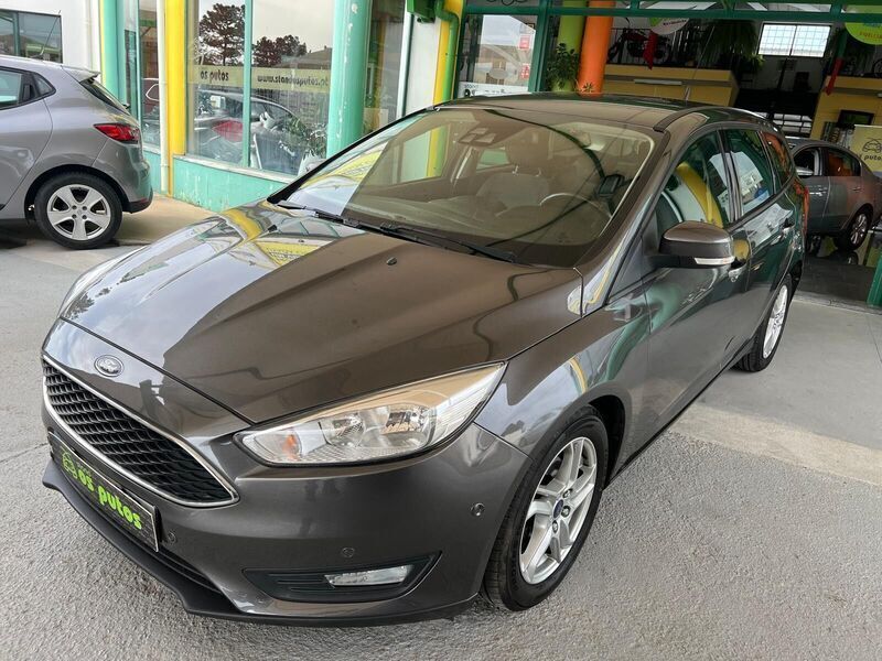 Cinza Usado 2016 Ford Focus Titanium Carrinha | € 11.750 (Preço elevado) - Imagem 1/4