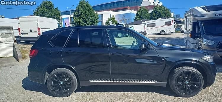 Preto Usado 2017 BMW X5 SUV | € 42.500 - Imagem 1/1