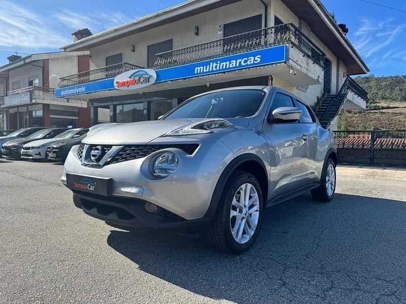 Cinza Usado 2018 Nissan Juke Acenta Connect SUV | € 16.490 (Preço justo) - Imagem 1/4