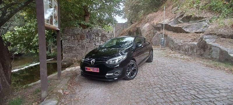 Preto Usado 2014 Renault Mégane III | € 10.500 (Preço justo) - Imagem 1/4