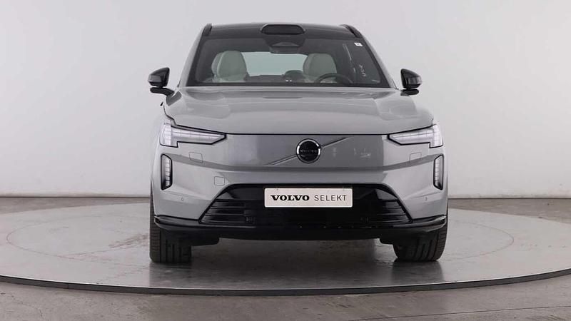 Usado Volvo EX90 299 kW (407 HP) 2025 Cinzento SUV