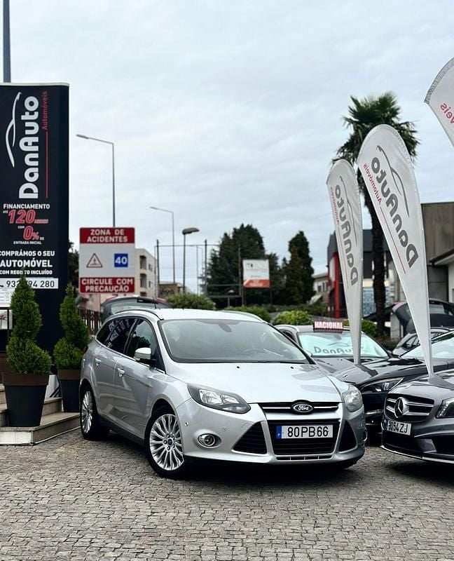 Cinza Usado 2014 Ford Focus Titanium Carrinha | € 9.495 (Preço justo) - Imagem 1/4