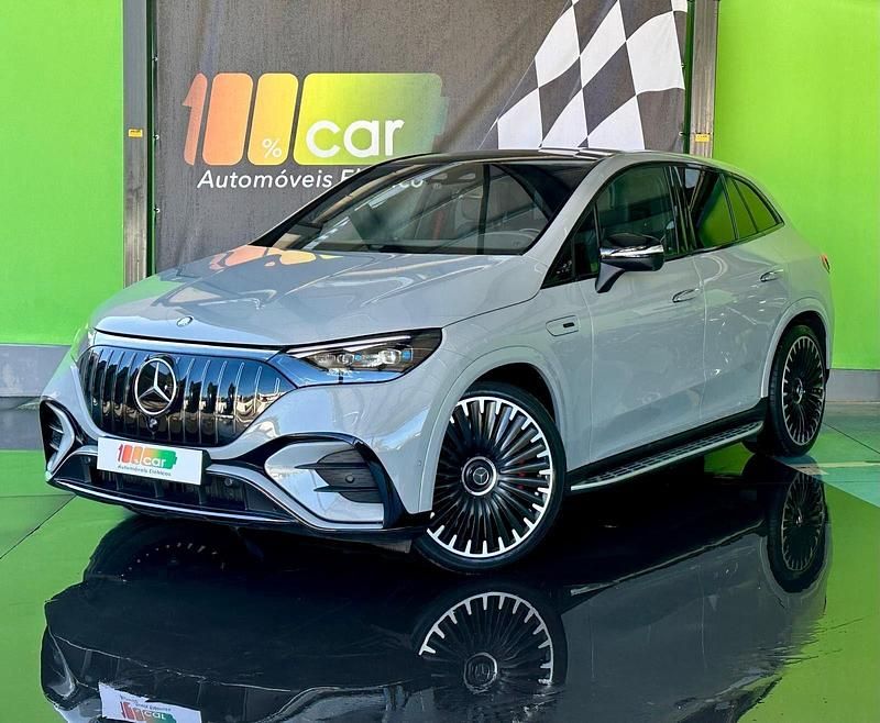 Cinza Usado 2024 Mercedes EQE AMG 43 AMG Sedan | € 92.750 - Imagem 1/4