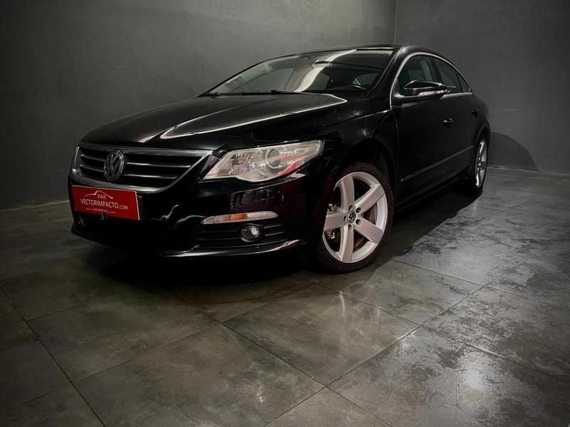 Preto Usado 2010 VW CC Sedan | € 8.996 - Imagem 1/4