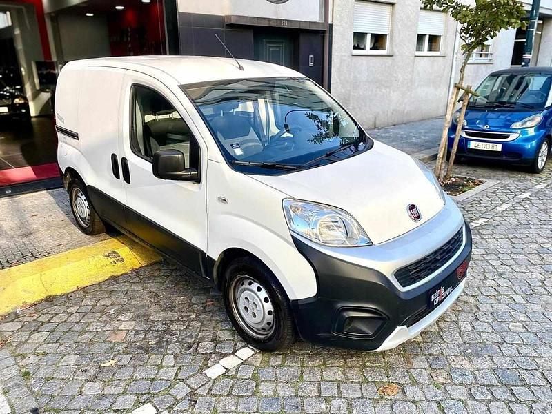 Usado Fiat Fiorino 95 HP (69 kW) 2019 Branco Monovolume