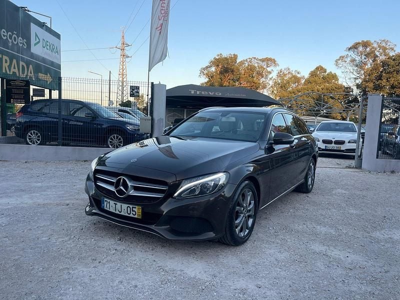 Outro Usado 2017 Mercedes C220 Avantgarde Carrinha | € 24.900 - Imagem 1/4