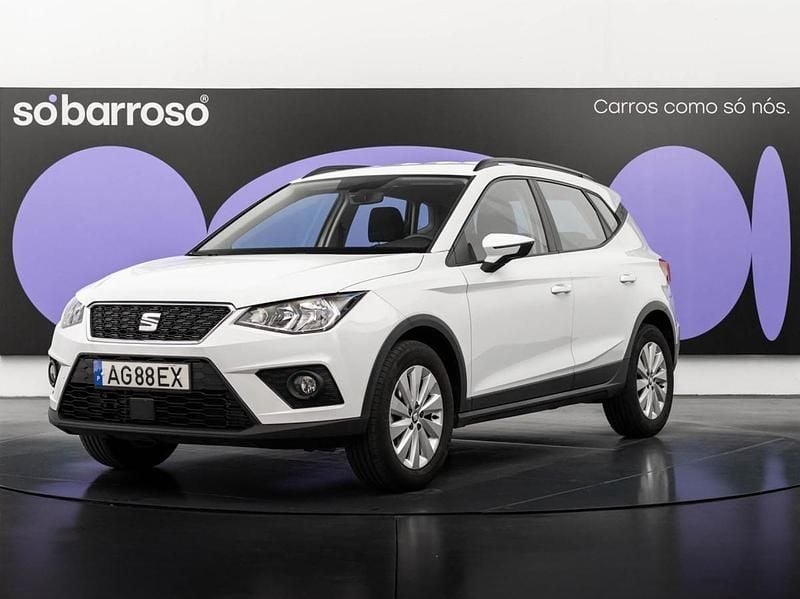 Branco Usado 2021 Seat Arona Style SUV | € 17.490 (Preço elevado) - Imagem 1/4