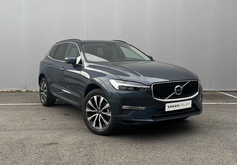 Usado Volvo XC60 197 HP (144 kW) 2024 Azul SUV