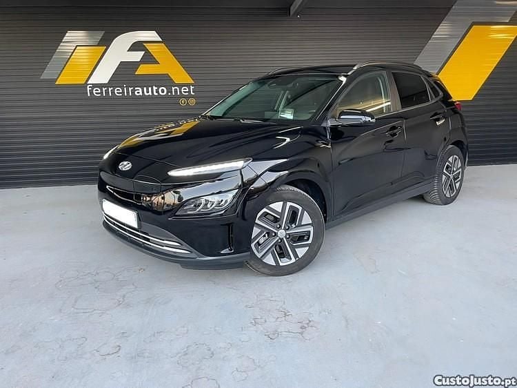 Preto Usado 2022 Hyundai Kauai Premium SUV | € 23.700 (Preço justo) - Imagem 1/1