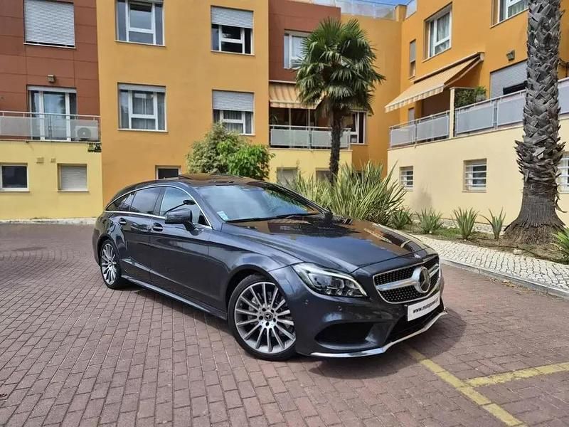 Cinzento Usado 2014 Mercedes CLS350 Shooting Brake Carrinha | € 25.890 - Imagem 1/4