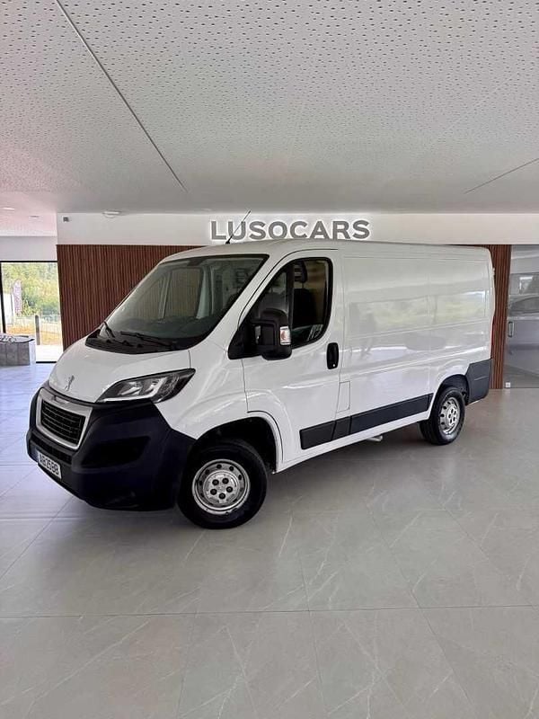 Branco Usado 2020 Peugeot Boxer Van | € 16.990 (Bom preço) - Imagem 1/4