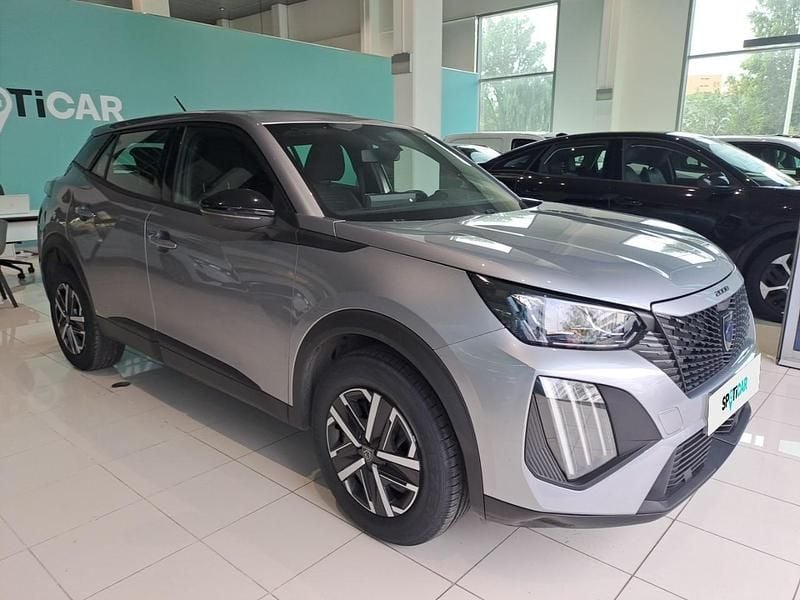 Usado Peugeot 2008 Active 100 HP (73 kW) 2024 Cinza SUV