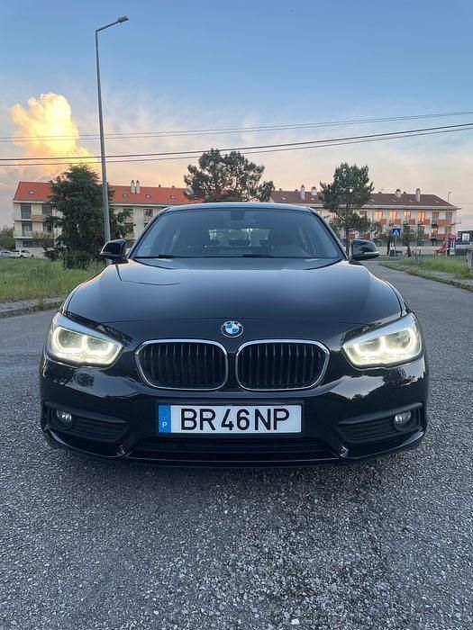 Preto Usado 2015 BMW 116 Efficient Dynamics Citadino | € 14.500 (Preço justo) - Imagem 1/4