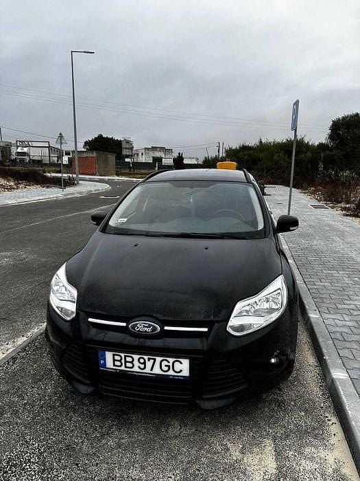 Usado 2013 Ford Focus Sedan | € 5.600 (Super Preço) - Imagem 1/4