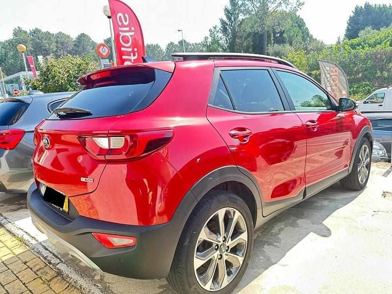Usado Kia Stonic 120 HP (88 kW) 2020 Vermelho SUV