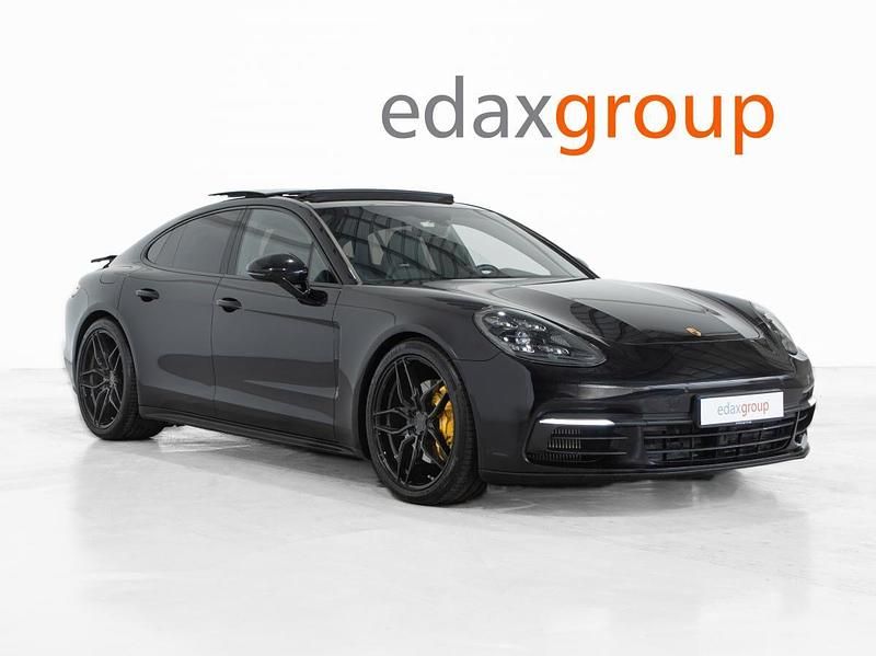 Preto Usado 2017 Porsche Panamera 4S Sedan | € 86.990 - Imagem 1/4