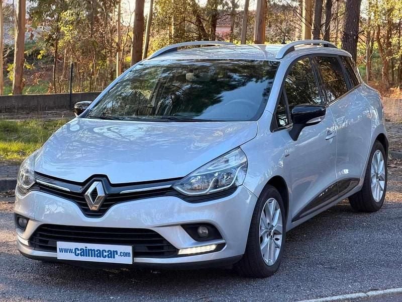 Usado Renault Clio IV 90 HP (66 kW) 2019 Cinzento Carrinha