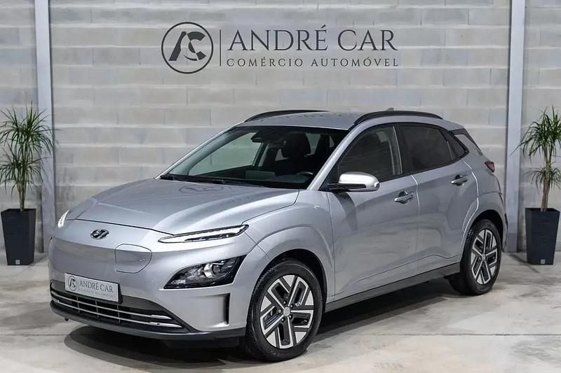 Cinza antracite Usado 2022 Hyundai Kauai Premium SUV | € 18.450 (Bom preço) - Imagem 1/4