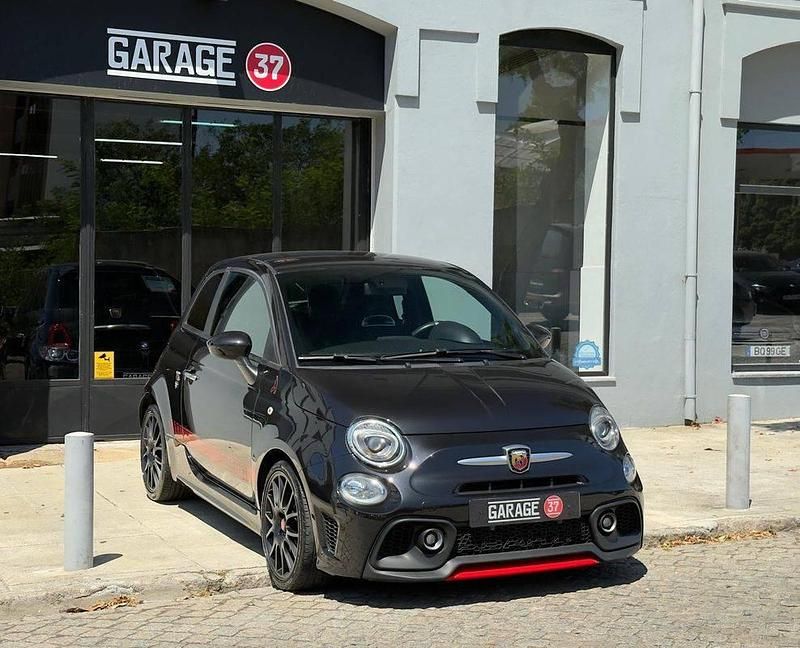 Preto Usado 2022 Abarth 595 Citadino | € 22.490 - Imagem 1/4