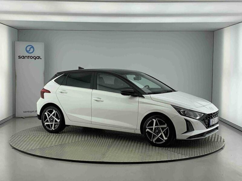 Branco Usado 2023 Hyundai i20 | € 17.940 (Preço justo) - Imagem 1/4