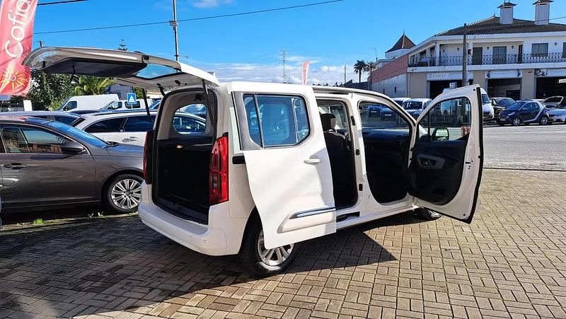 Usado Toyota Proace Verso City 100 HP (73 kW) 2022 Branco Carrinha