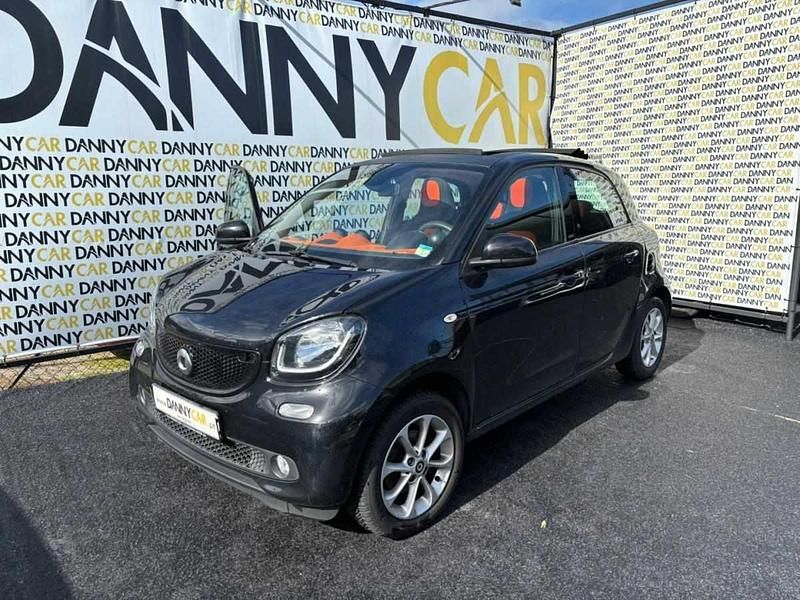 Usado Smart ForFour 90 HP (66 kW) 2015 Preto Citadino