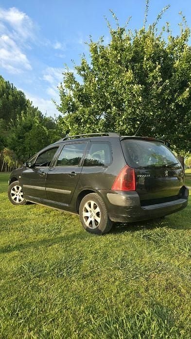 Usado 2003 Peugeot 307 Sedan | € 2.200 (Preço justo) - Imagem 1/4