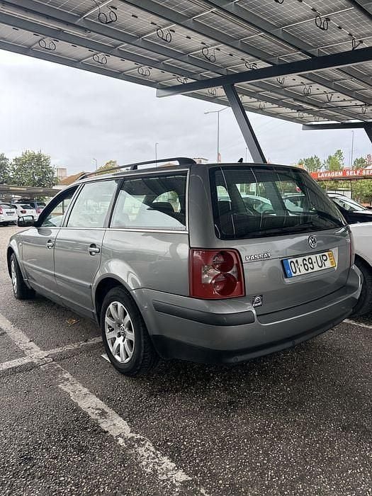 Usado 2003 VW Passat Sedan | € 2.000 (Super Preço) - Imagem 1/4