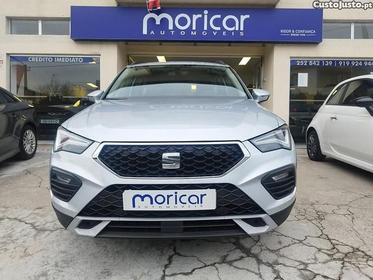 Cinza Usado 2022 Seat Ateca Style SUV | € 19.650 (Preço justo) - Imagem 1/1