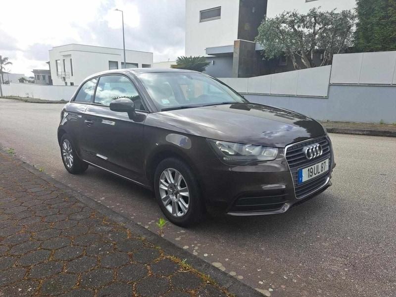 Outra Usado 2011 Audi A1 Citadino | € 11.500 (Preço justo) - Imagem 1/4