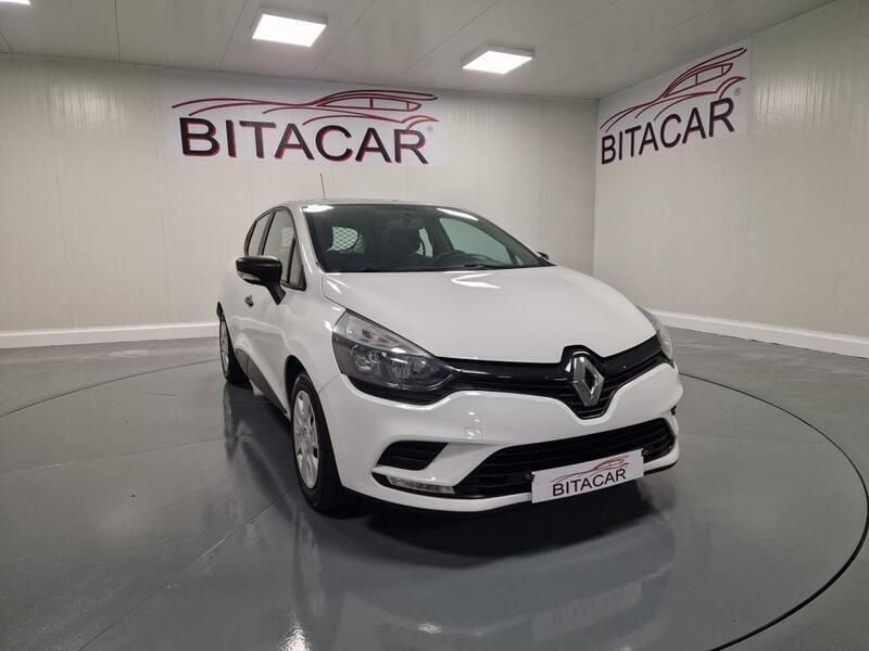 Branco Usado 2018 Renault Clio IV Zen | € 15.950 (Caro) - Imagem 1/4