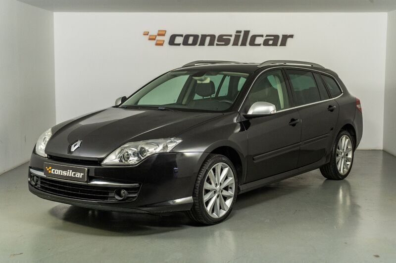 Preto Usado 2008 Renault Laguna III Initiale Carrinha | € 8.980 (Caro) - Imagem 1/4